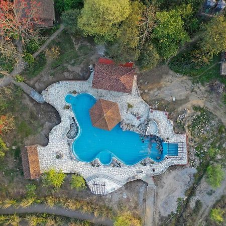 Hotel Siddhartha Wildlife Retreat Meghauli Exterior foto