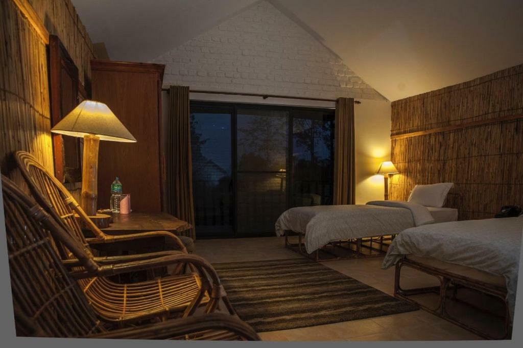 Hotel Siddhartha Wildlife Retreat Meghauli Exterior foto
