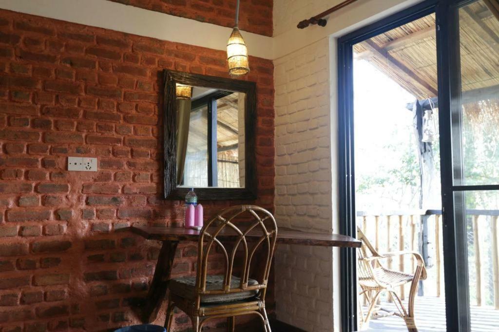 Hotel Siddhartha Wildlife Retreat Meghauli Exterior foto